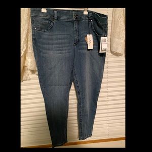 Seven7 Jeans by Melissa McCarthy